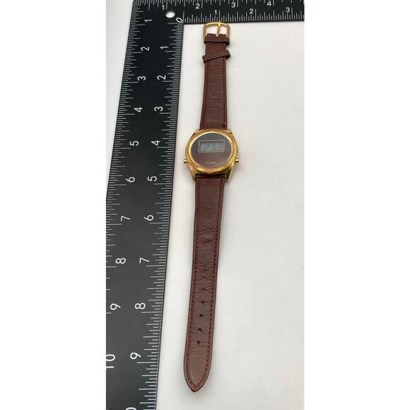 Vintage Timex F Cell Digital Watch 32mm New Battery Adjustable Leather Band WR - Picture 8 of 10